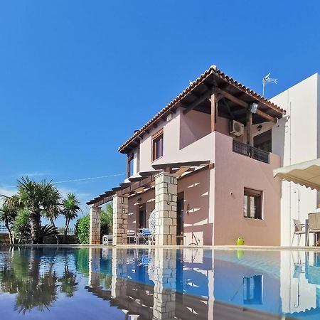 Villa Steki Roumelí 외부 사진