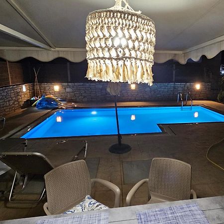 Villa Steki Roumelí 외부 사진