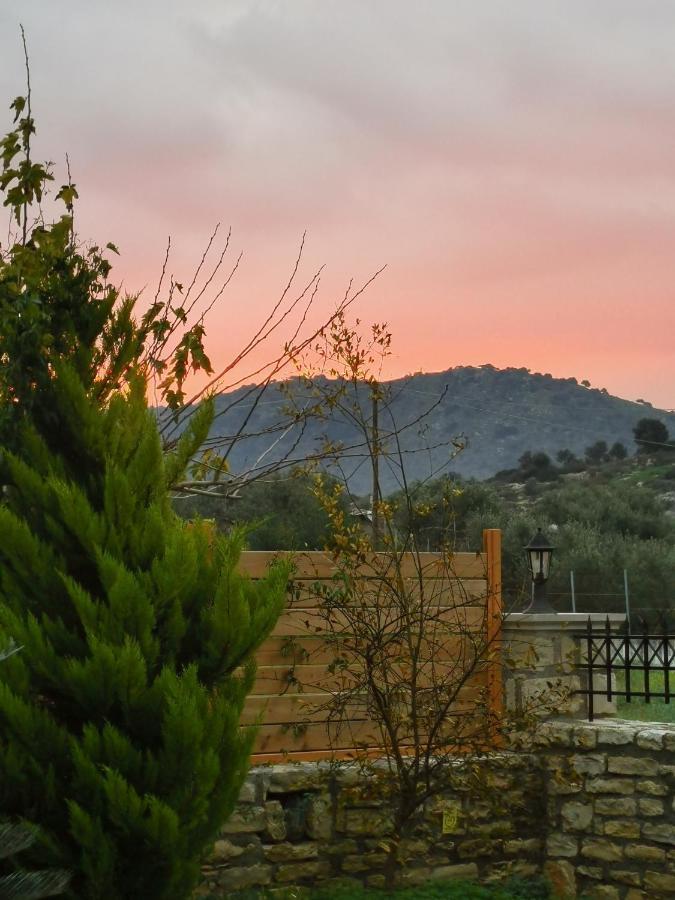 Villa Steki Roumelí 외부 사진