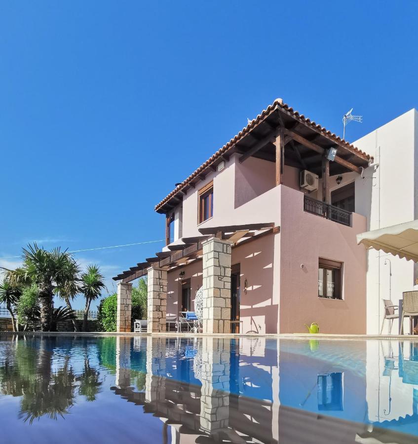 Villa Steki Roumelí 외부 사진