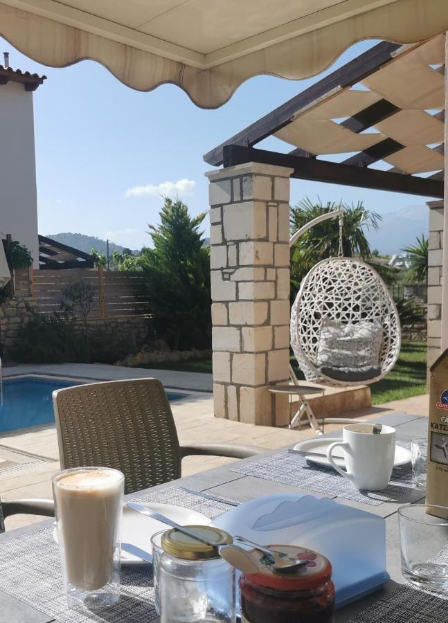 Villa Steki Roumelí 외부 사진