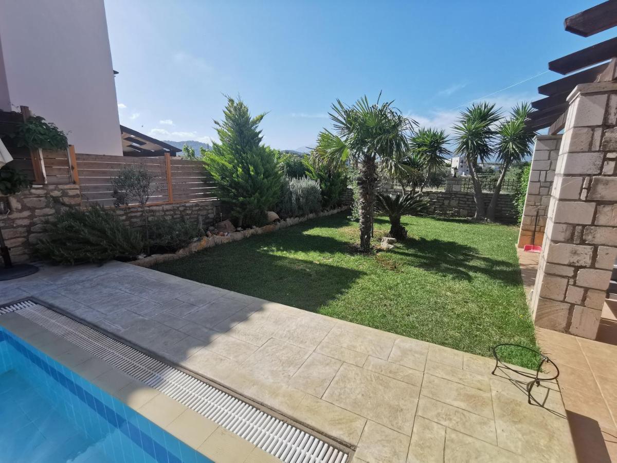 Villa Steki Roumelí 외부 사진