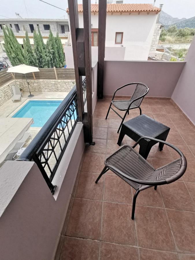 Villa Steki Roumelí 외부 사진